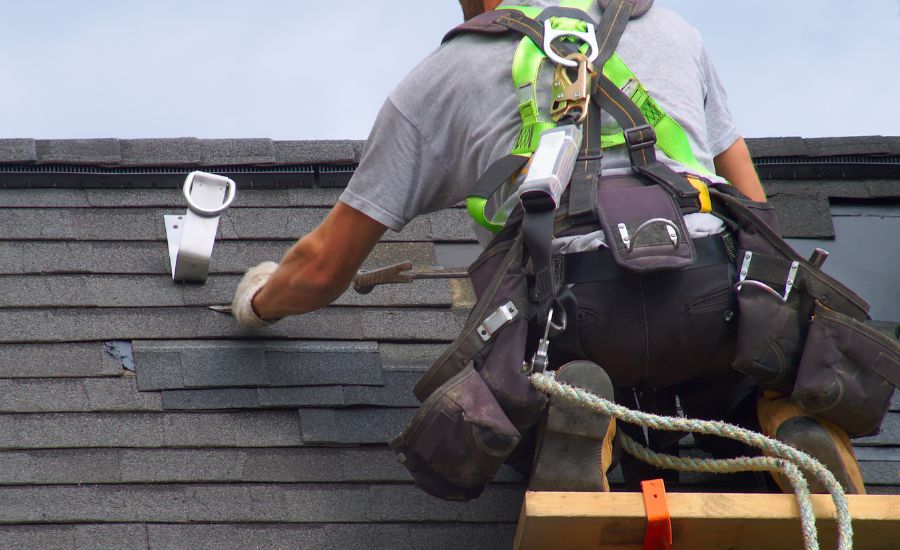 Roof Maintenance For The PNW